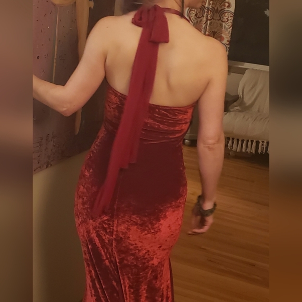 Red Velvet Dress XS Le Chateau